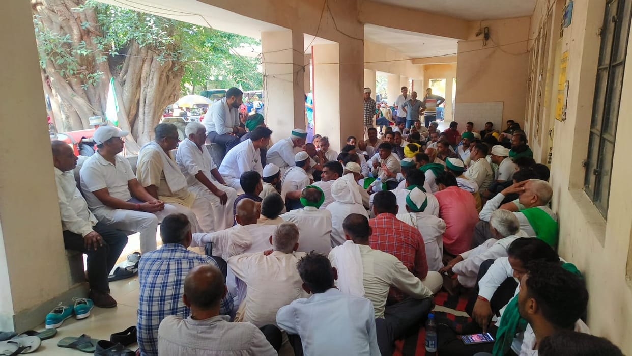 Meerut Farmers Protest in Sardhana: Tractor Rally, No Return Without Solutions