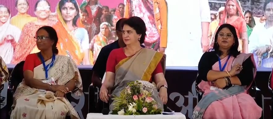 Bihar Election Priyanka Gandhi visit to Bihar, talks with women in Patna public meeting in Motihari Congress