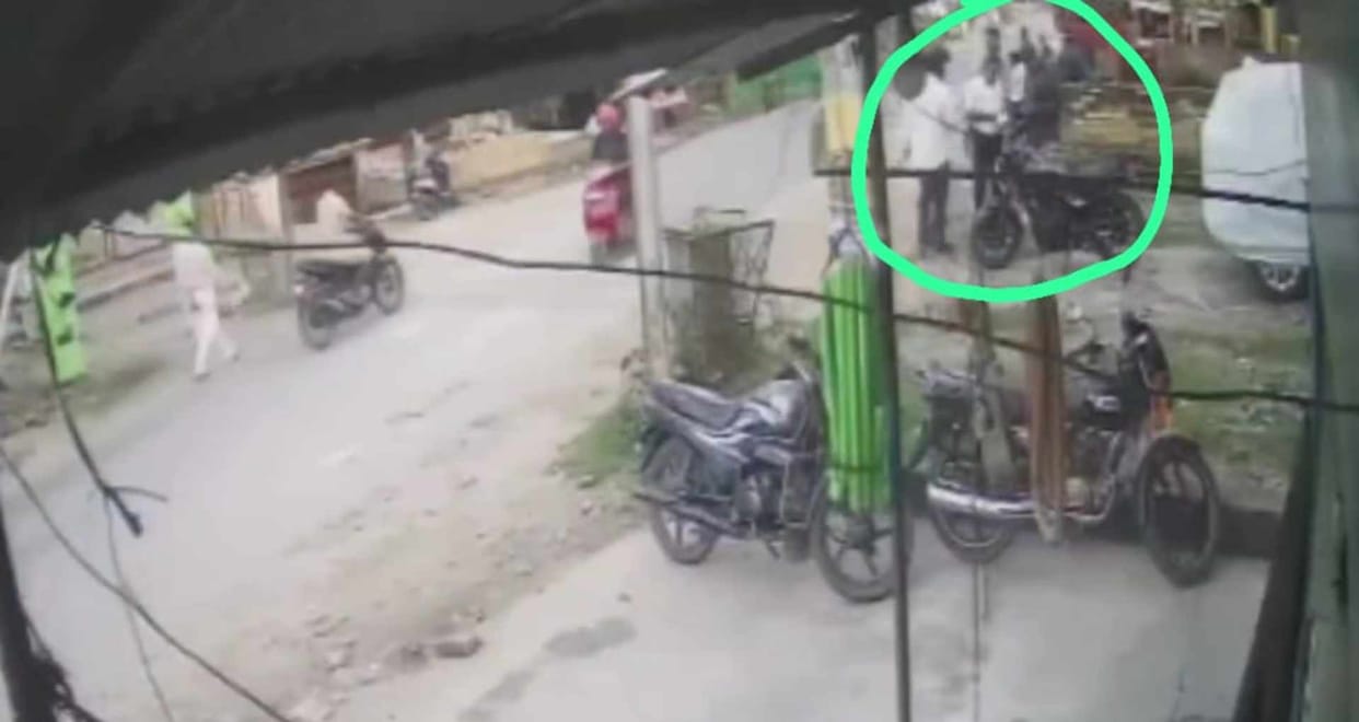 katihar fake crime branch officer rob elderly jewelry scandal