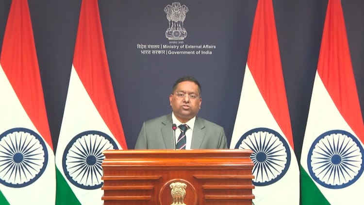 Pakistan R Mea Mea:श्रीलंका राहत मिशन पर पाकिस्तान का झूठ बेनकाब, भारत बोला- चार घंटे ...