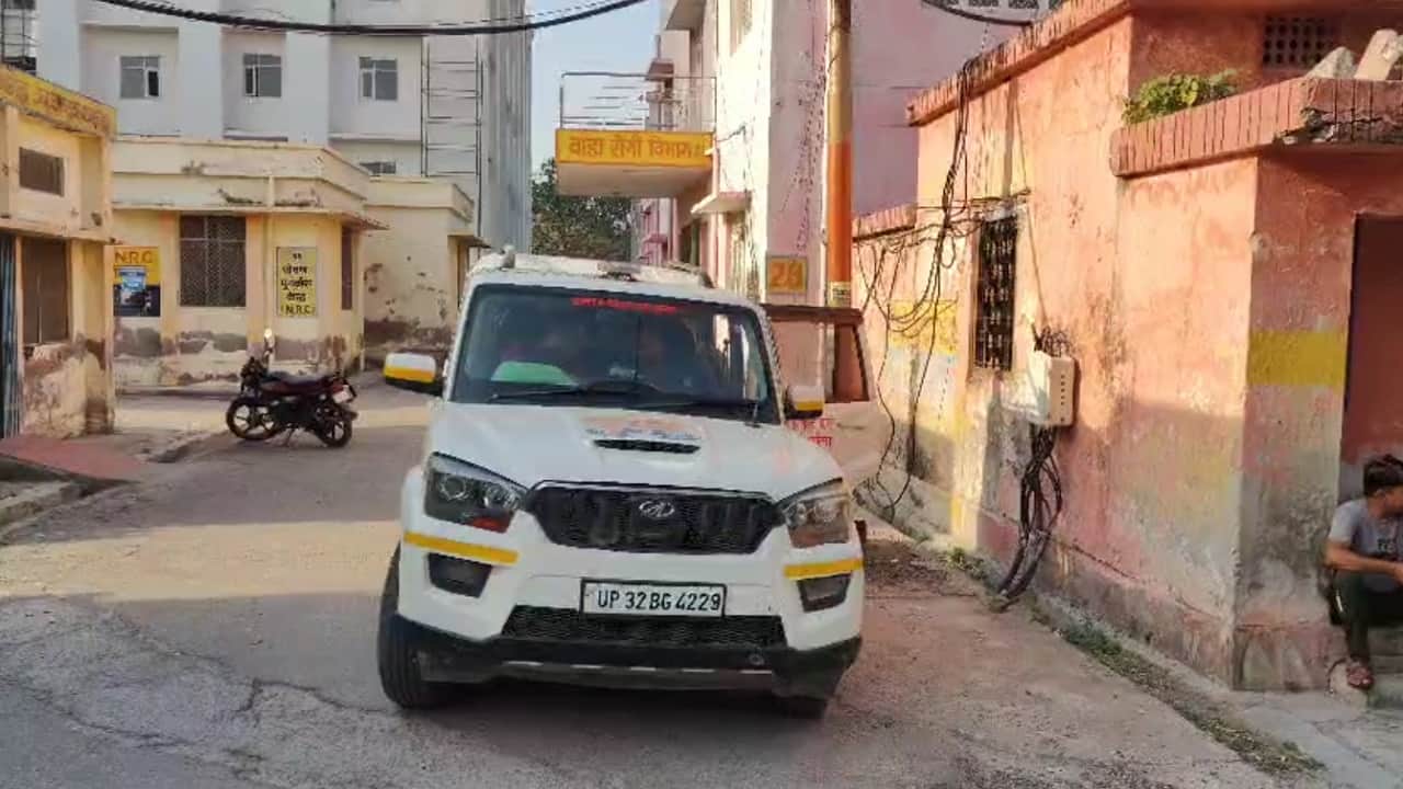 Girlfriend s murder and suicide case Uncle arranged room later brought police