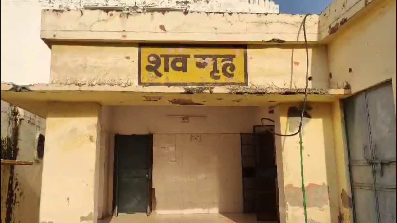 Girlfriend s murder and suicide case Uncle arranged room later brought police