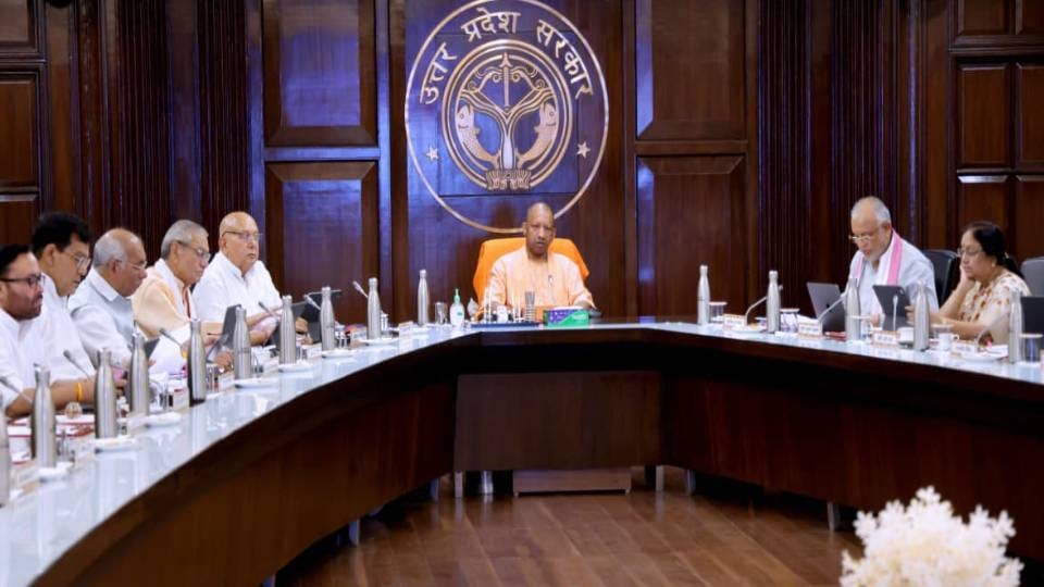 UP govt will counter caste agenda with development and nationalism CM Yogi gave instructions to ministers