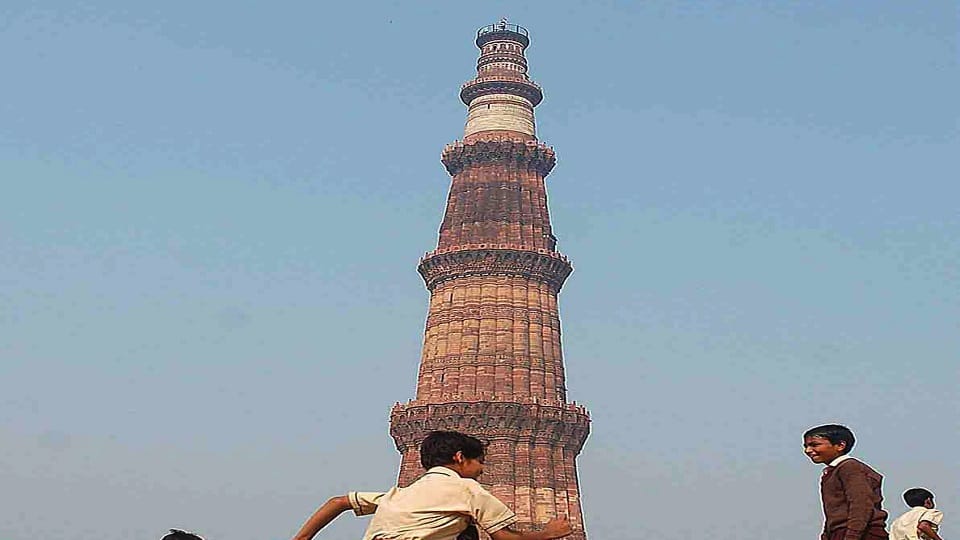 World Tourism Day: Qutub Minar becomes the favorite building of foreign tourists