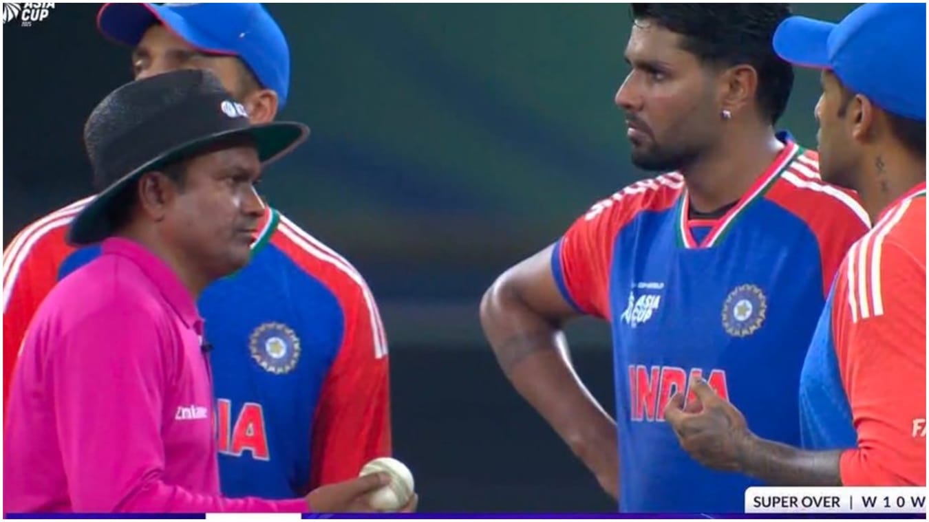 IND vs SL Super Over Controversy: Why Dasun Shanaka Given Not Out Despite Run Out Rules Explained