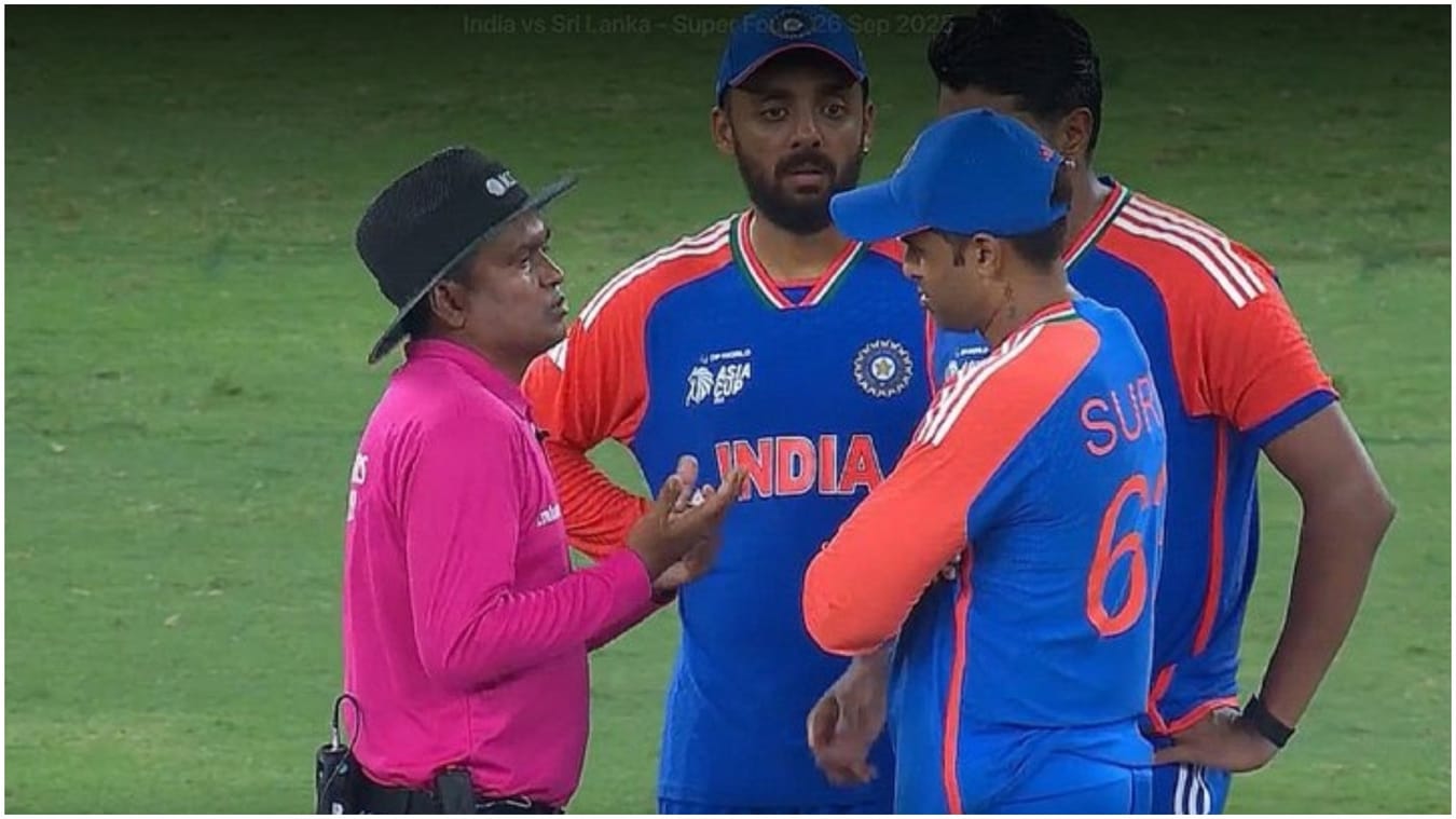 IND vs SL Super Over Controversy: Why Dasun Shanaka Given Not Out Despite Run Out Rules Explained