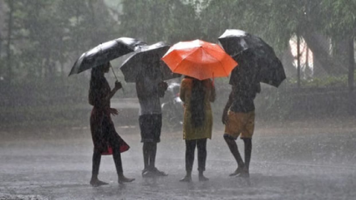 Effect of active system from Bay of Bengal, heavy rain alert issued in all districts of Chhattisgarh