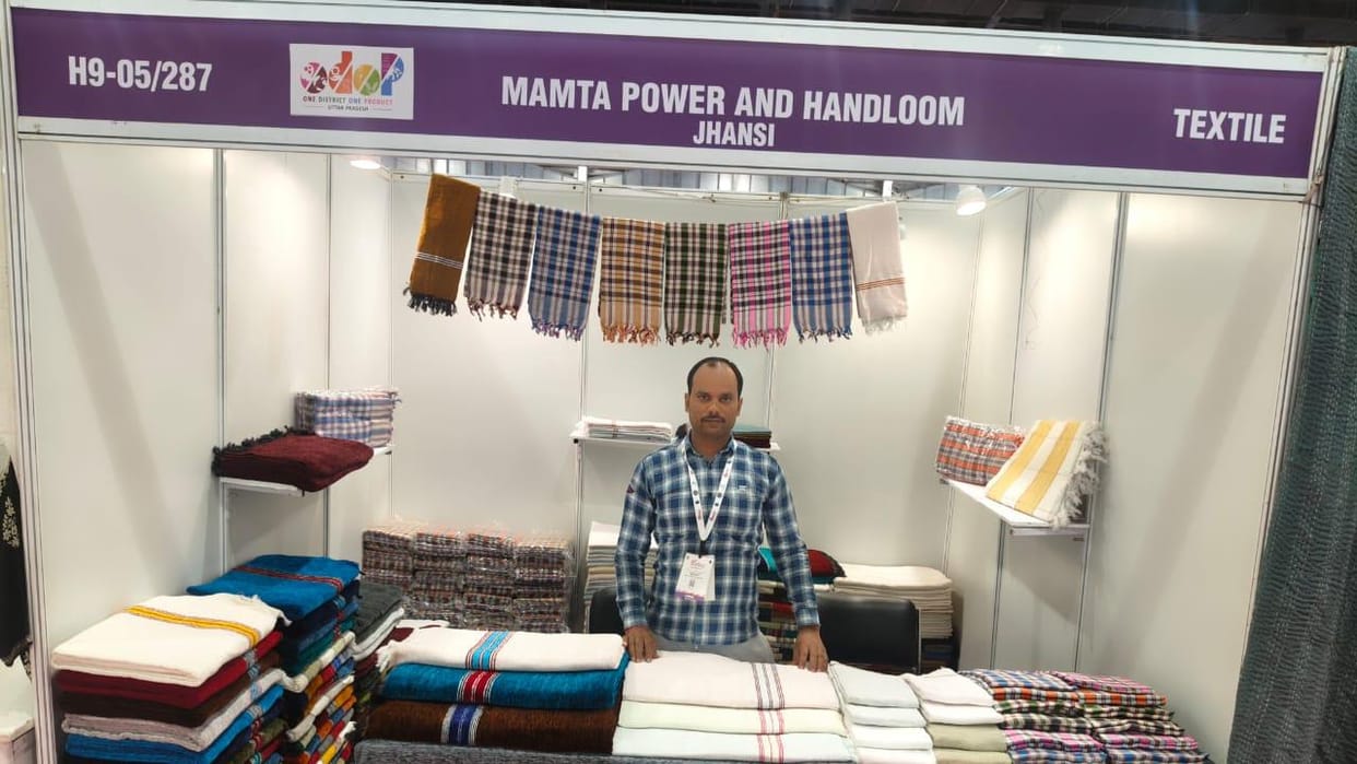 International Trade Fair: Jhansi toys shine, 15 entrepreneurs join UPITS