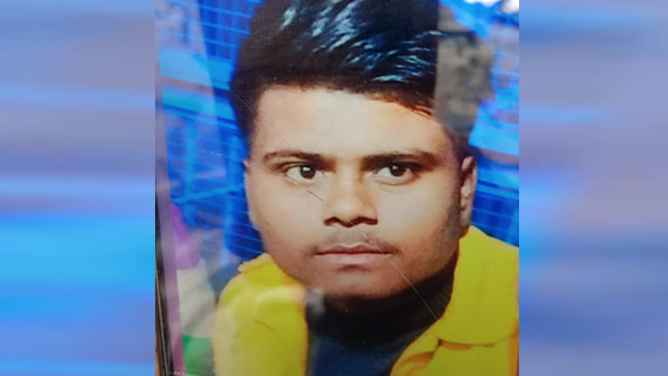 Kanpur: Fruit vendor killed in collision with speeding biker