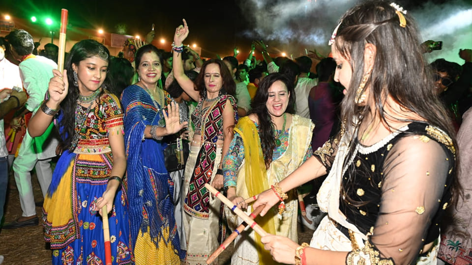 Amar Ujala Dandiya Night, held at Motijheel