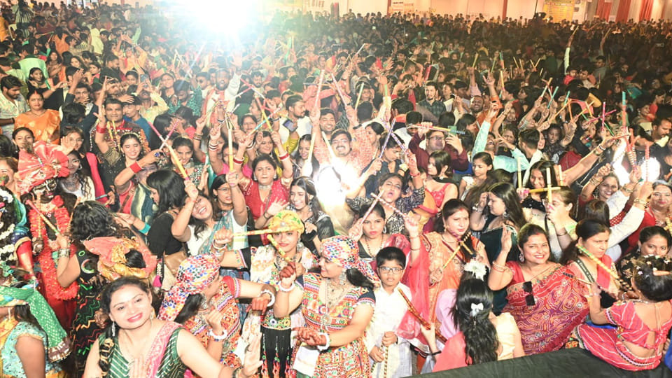 Amar Ujala Dandiya Night, held at Motijheel