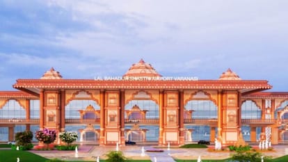 बाबतपुर एयरपोर्ट का टर्मिनल जो प्रस्तावित है।