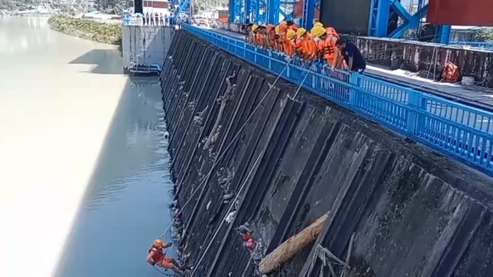 Uttarkashi News Dead Body of missing freelance journalist found at Joshiyara Barrage after 10 days