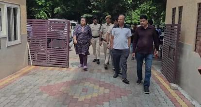 two brothers die in fire flat one was set to play young saif ali khan role