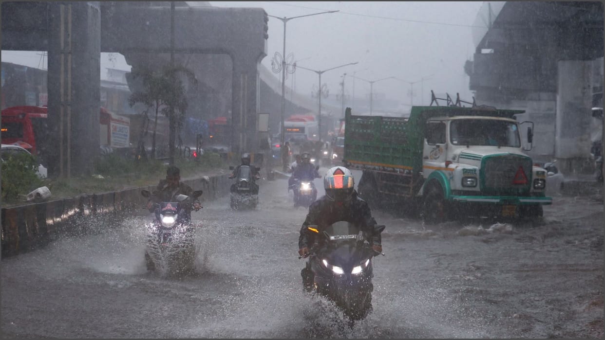 IMD Alert: Heavy rain alert in Madhya Pradesh, Bihar, Kerala, Odisha; 10 people died in Maharashtra in 24 hour