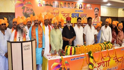 संबोधित करते अंतरराष्ट्रीय अध्यक्ष सूरज पाल सिंह अम्मू