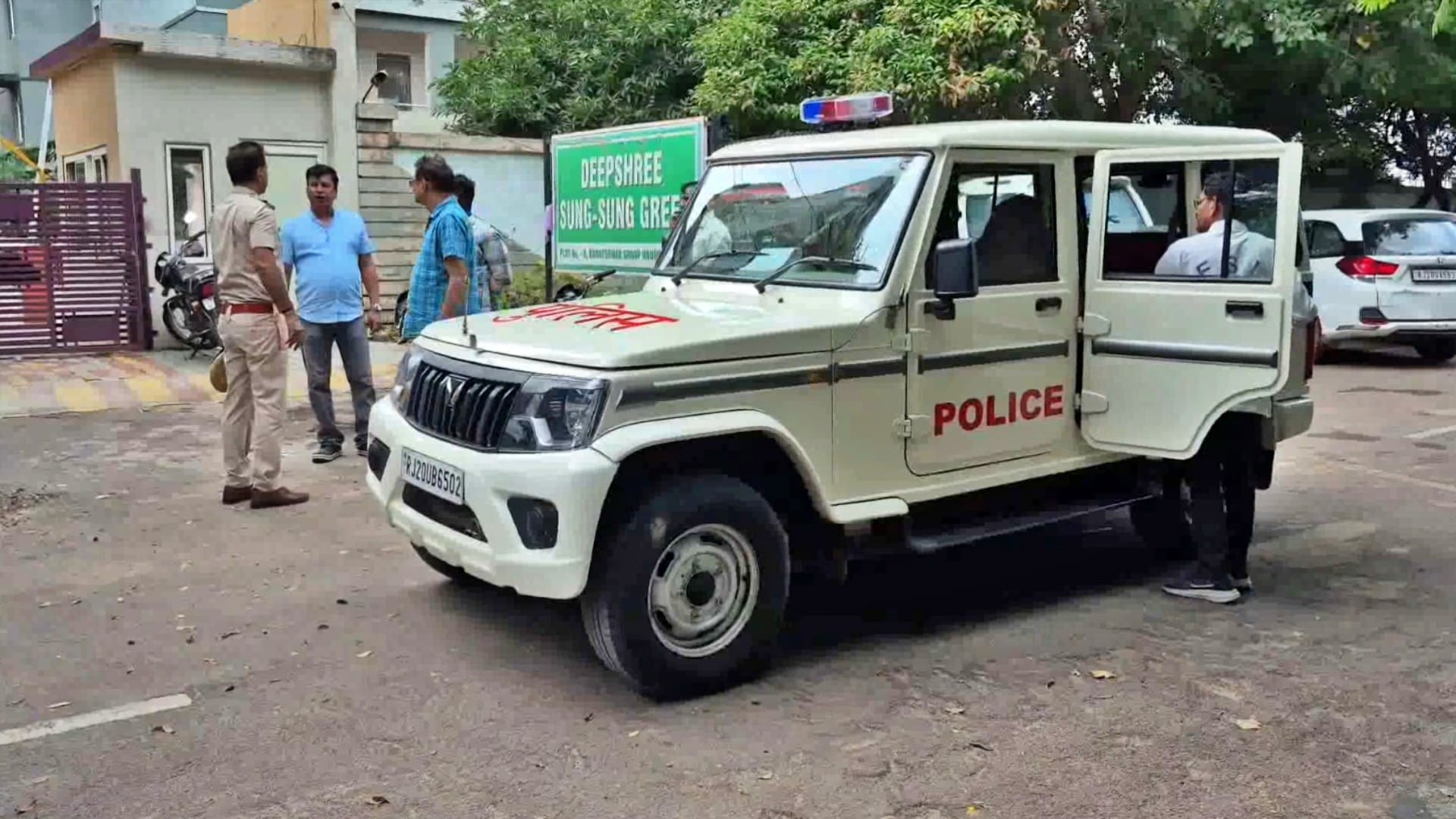 Meerut: In Madrasa, Maulana beat a 10 year old child 20 times, tore his waist, and beat him brutally