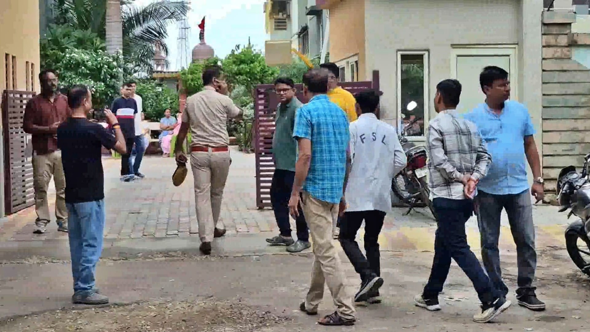 Actor Veer Sharma and Brother Death: Actress mother lost consciousness after seeing bodies of her sons
