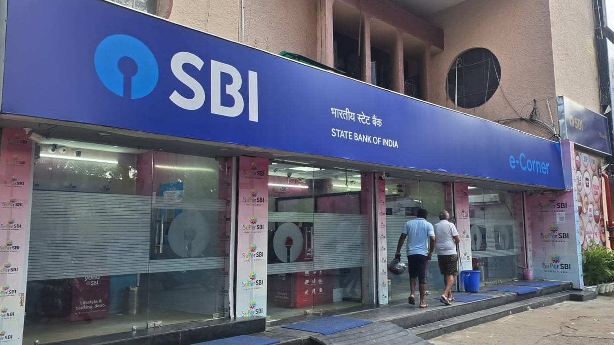 Banks to remain closed on Dhanteras, Diwali and other festivals in October