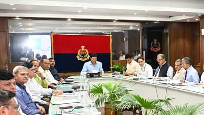 बीएसएफ के महानिदेशक दलजीत सिंह चौधरी