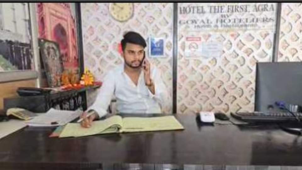 UP News Only those who have bathed enter room Ashram scandal accused in Baba given instruction to hotel staff