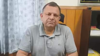 एसडीएम विकास शुक्ला