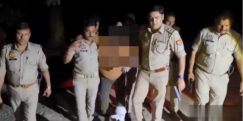 Top Ten Criminal Mukhia Arrested in Firozabad Encounter Shot in Leg
