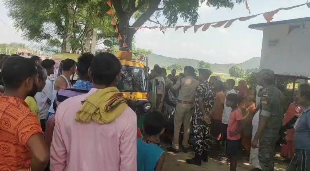 Bihar news: 18 year old boy murder by choking his neck police is doing investigation in jamui news