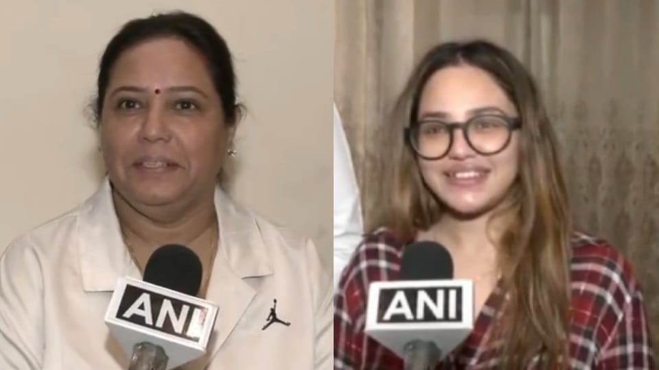 Asia Cup Final Celebrations erupt at cricketer Abhishek Sharma home mother and sister happy