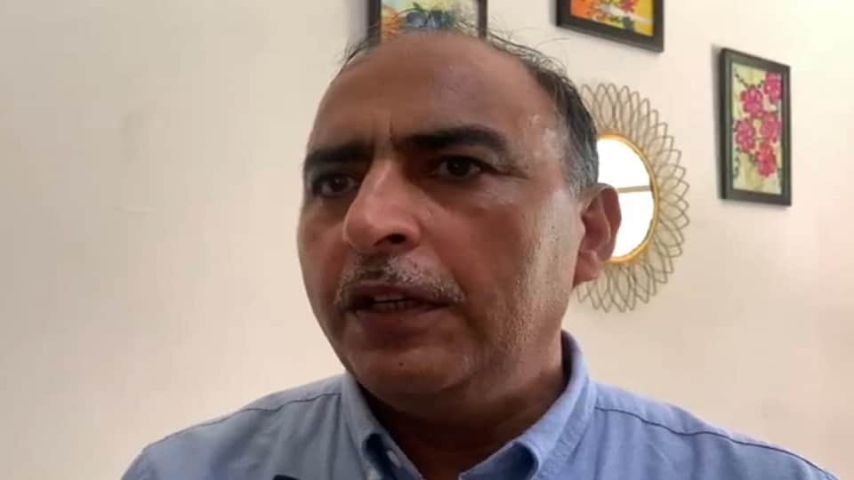 लेफ्टिनेंट विनय नरवाल के पिता