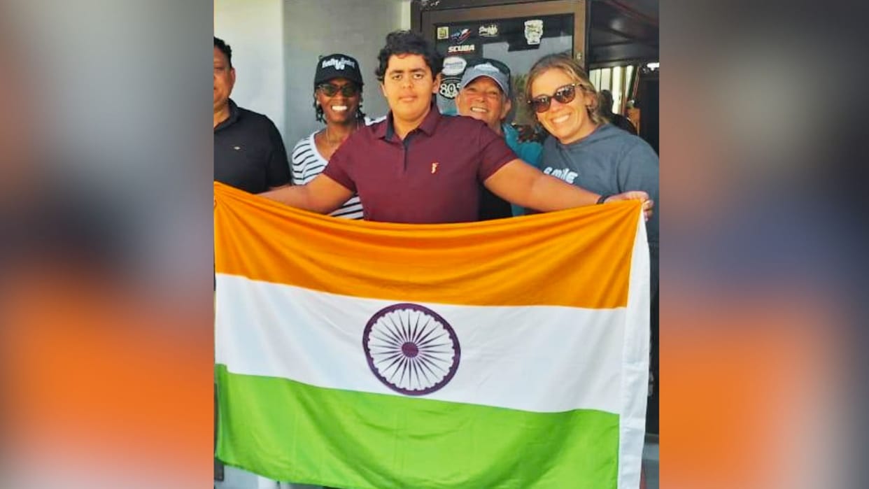 Azamgarh swimmer Jiya Rai sets world record by crossing Catalina Channel