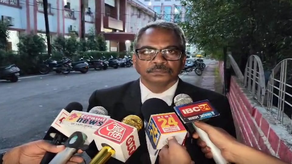 Naxalites associated with the urban network were produced in the NIA court and sent to jail in Bilaspur