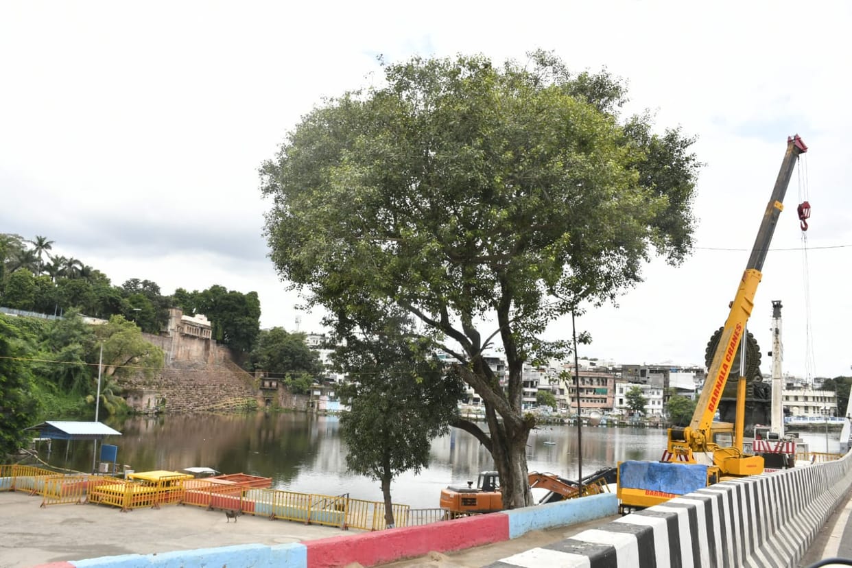 Bhopal News: Preparations for Durga idol immersion complete in Bhopal, from cranes to divers will be deployed