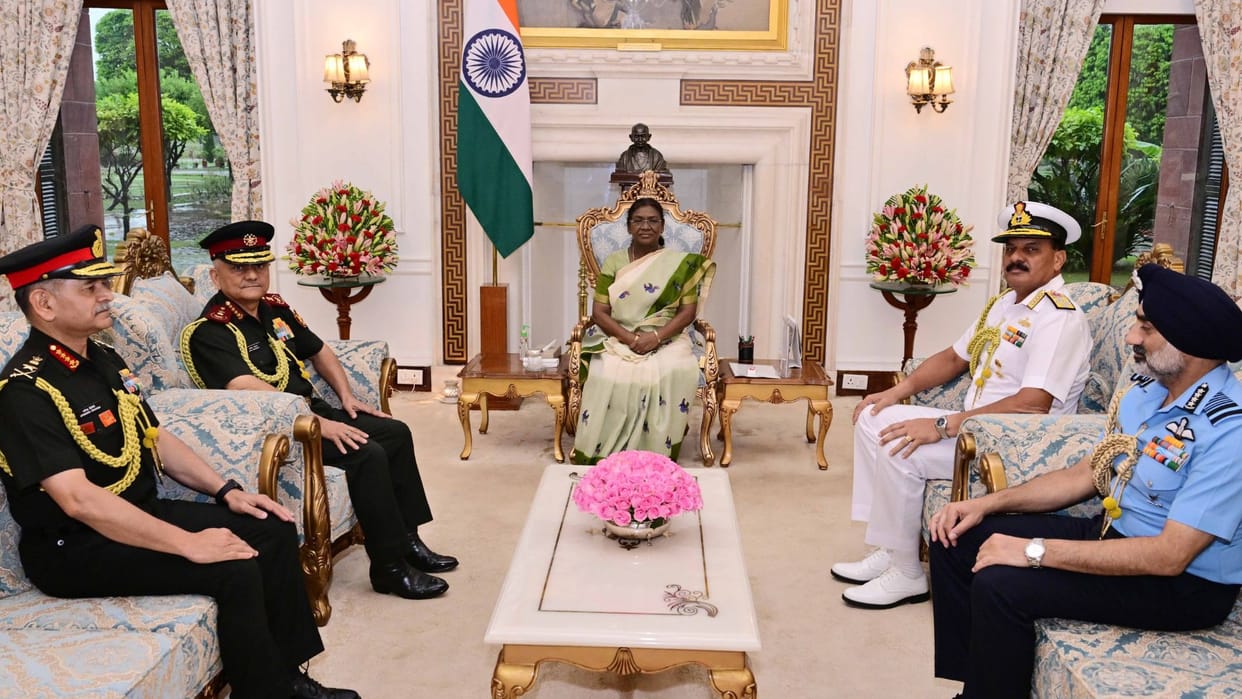 President Murmu met with CDS and CHIEF of all three armed forces discussed these issues