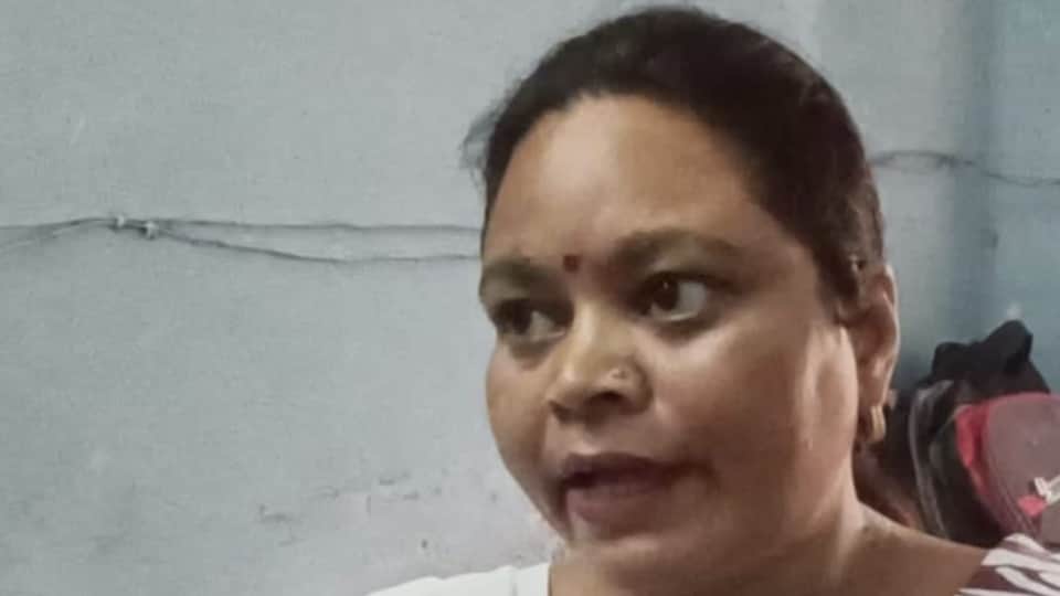 Child Beat UP First madam beat then driver hung me upside down I kept saying dont beat me but he did not stop