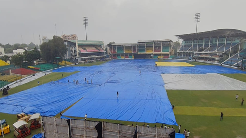 Kanpur: First ODI cancelled due to rain, spectators return disappointed