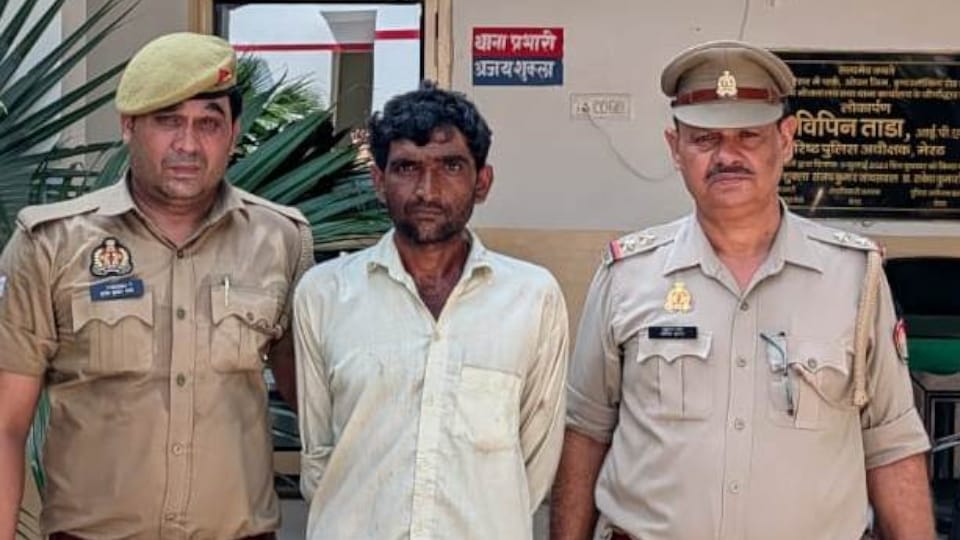 Meerut Murder Case Mason killed 18 blows with bricks in 15 seconds in Meerut