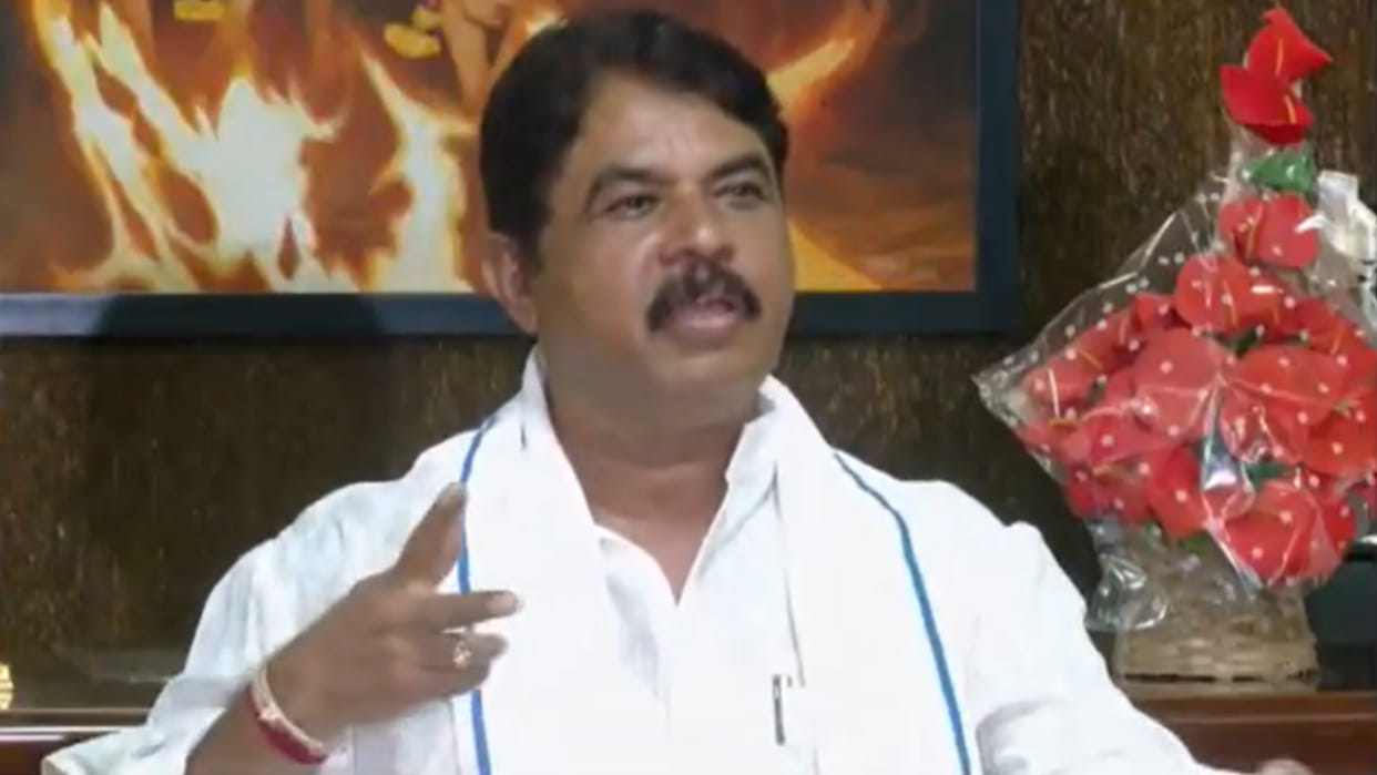 Contractors' Association's allegations: BJP's Ashoka demands Siddaramaiah's resignation