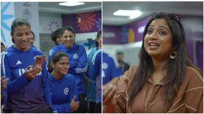 श्रेया घोषाल भारतीय टीम के ड्रेसिंग रूम में पहुंचीं