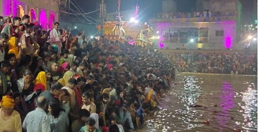 The Ahoi Ashtami fair will be held in Radhakund on the 13th.