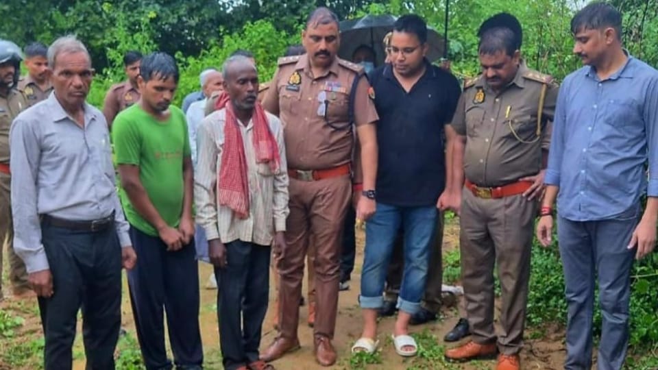 love story with an unknown call lover killed Girlfriend after dispute skeleton found two years later in hardoi