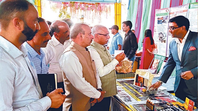 Dr. Sudhakar Pandey Said – Make Mushrooms A Part Of Your Daily Diet, It Can Help In Getting Rid Of Serious Dis – Amar Ujala Hindi News Live – Himachal:पांडेय बोले