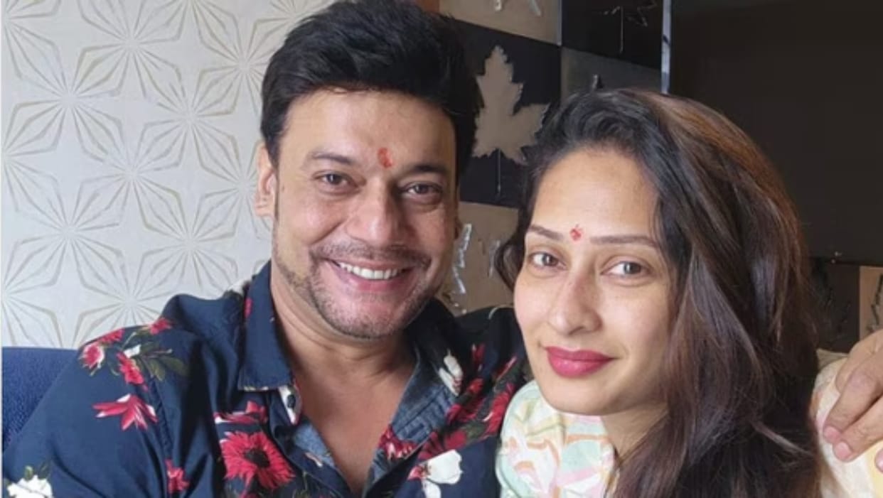 shantanu moghe emotional note on priya marathe after one month of death