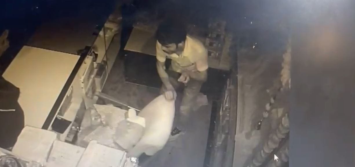 Agra Theft in Sikandra Thieves Escape with Cash and Clothes from Readymade Shop