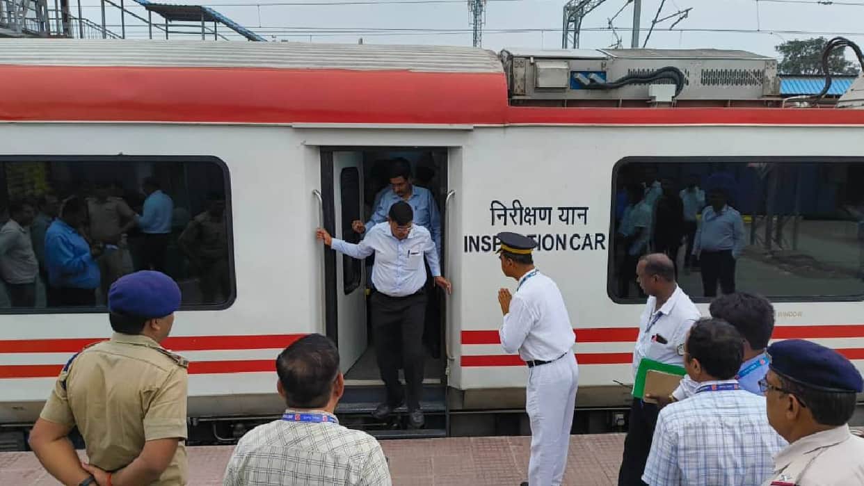 Makar Sankranti Railway General Manager Passengers kind problem