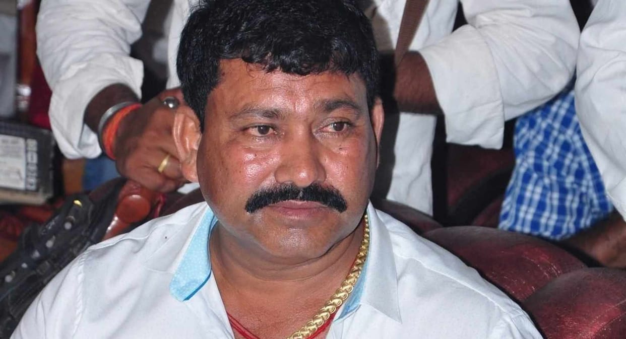 Bihar News Gopalganj Notorious Criminal Suresh Yadav Shot Dead in Howrah Police Investigating