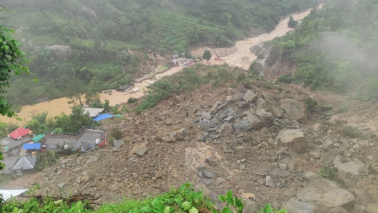 Mandi Disaster Syathi village lies in a pile of rubble government promises unfulfilled, demand for safe land