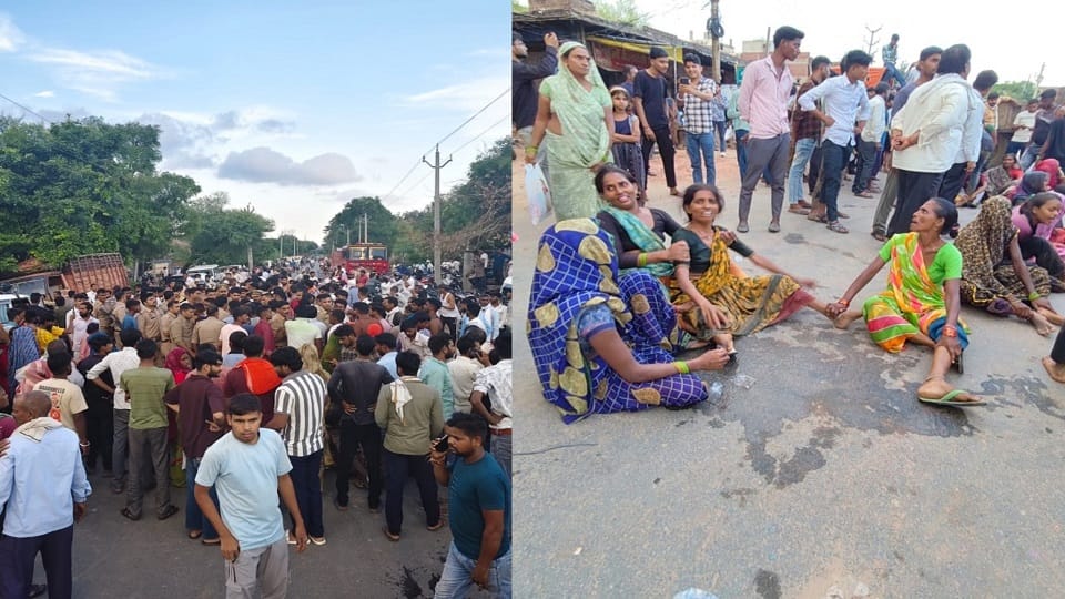 11 people drowned during Durga idol immersion in Uttang River in agra two bodies found