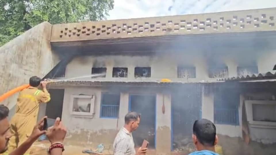 Bahraich six deaths case Murder suicide and human sacrifice Sindoor and blood-soaked rice grains found bodies