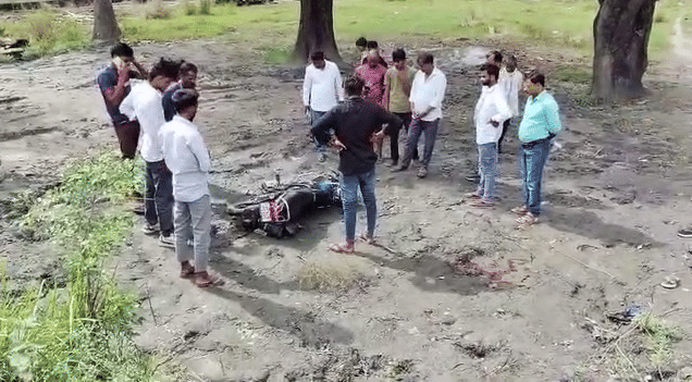 UP News: Four people dead in a horrific road accident in Balrampur